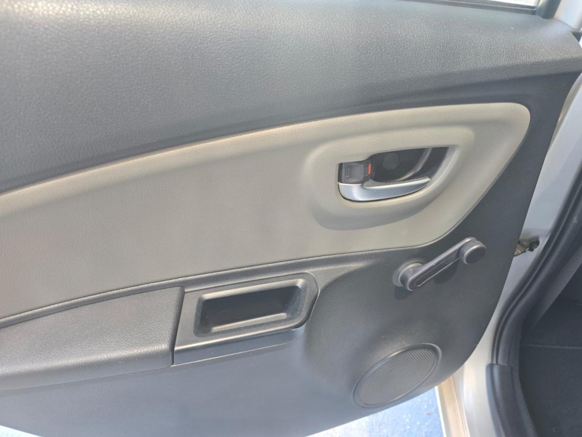 toyota-yaris-2020-gasolina-998cc