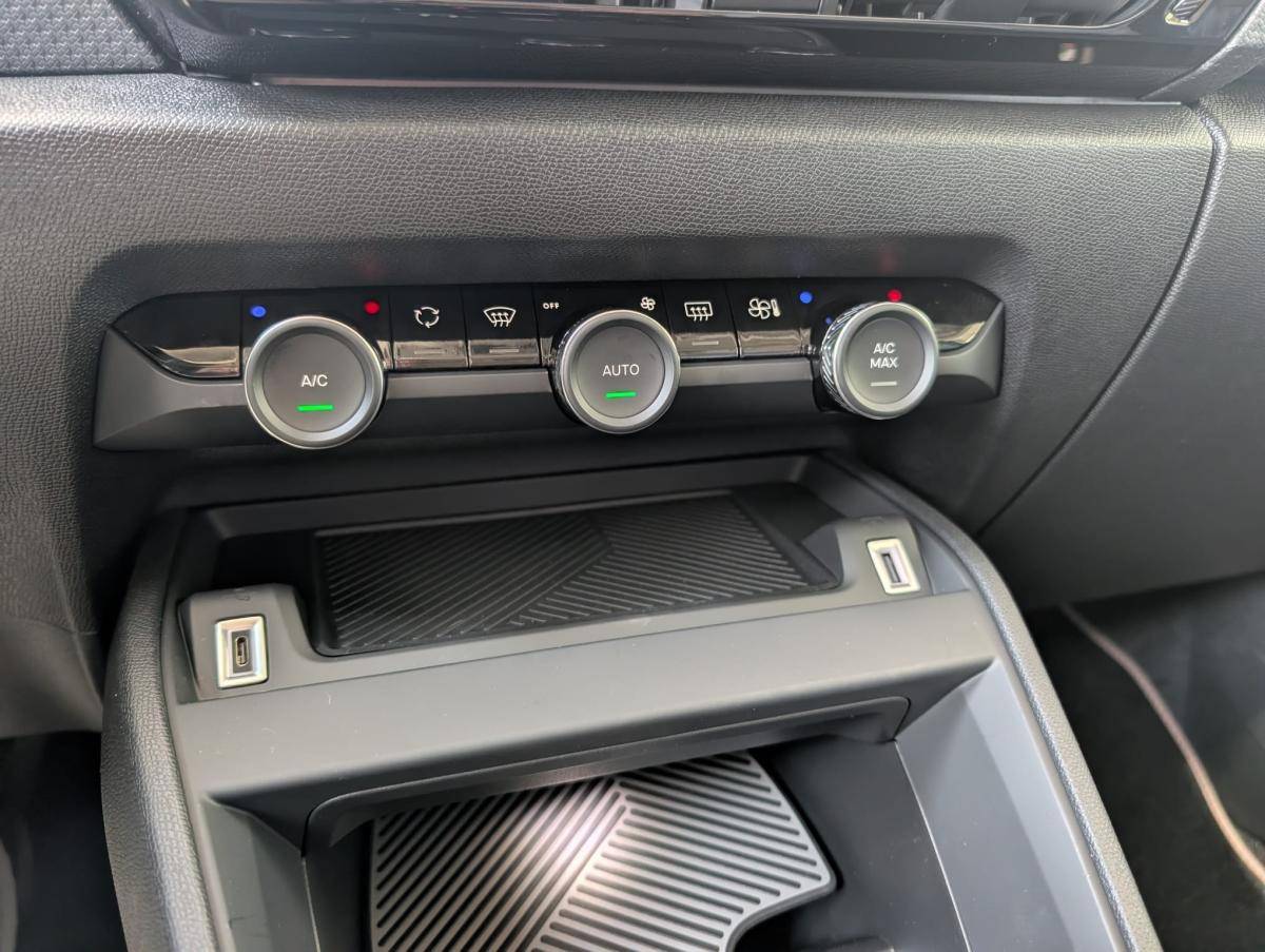 citroen-c4-2026-hibrido-a-gasolina-1199cc