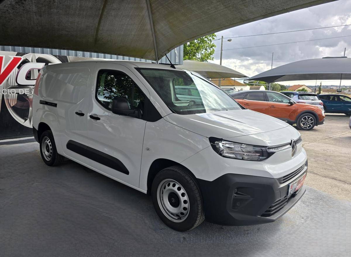 citroen-berlingo-2025-diesel-1499cc