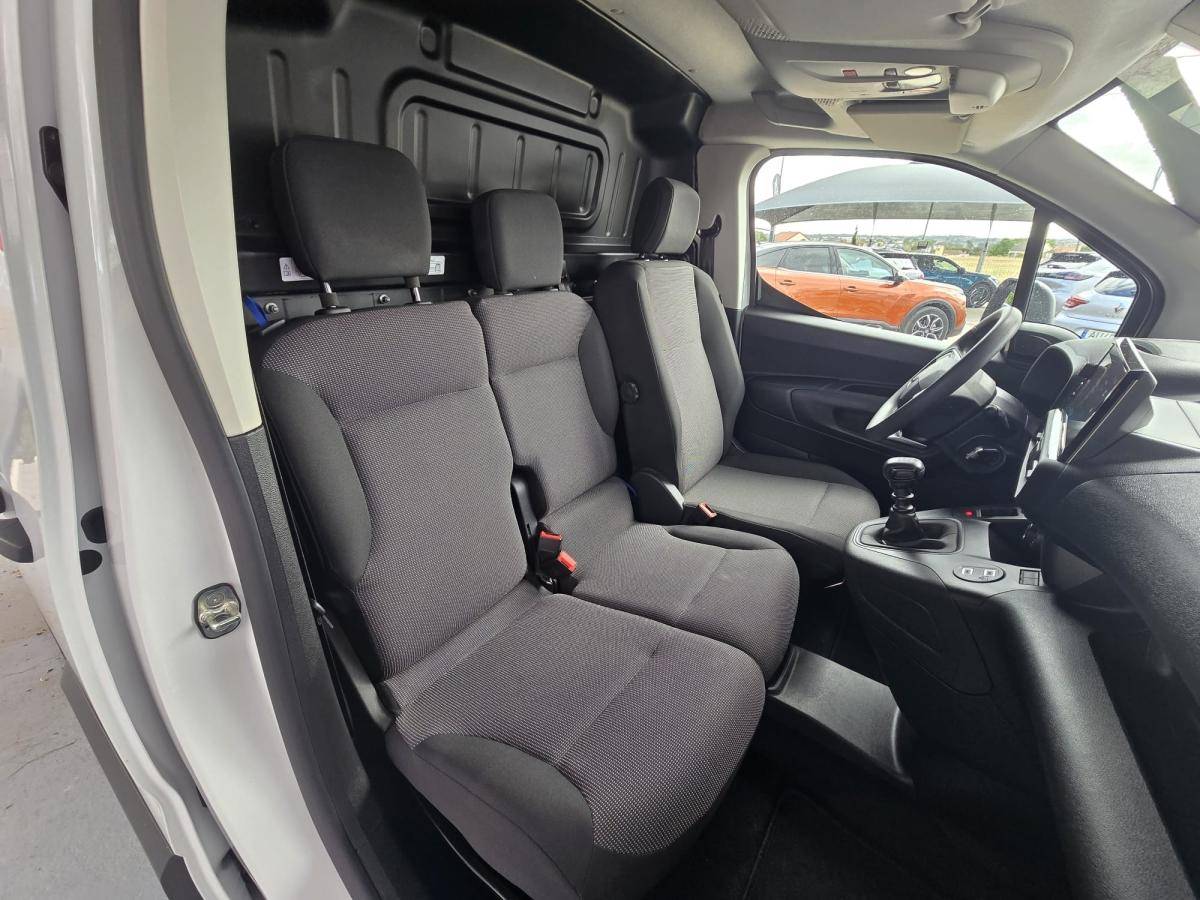 citroen-berlingo-2025-diesel-1499cc