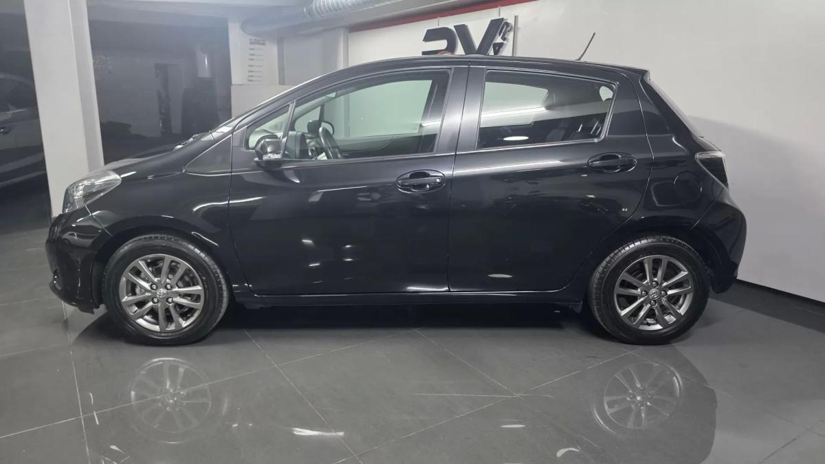 toyota-yaris-2014-gasolina-1329cc