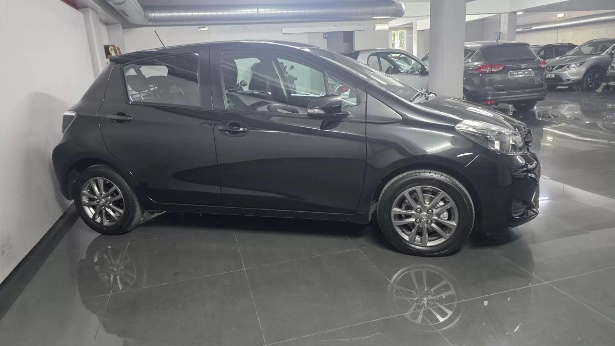 toyota-yaris-2014-gasolina-1329cc