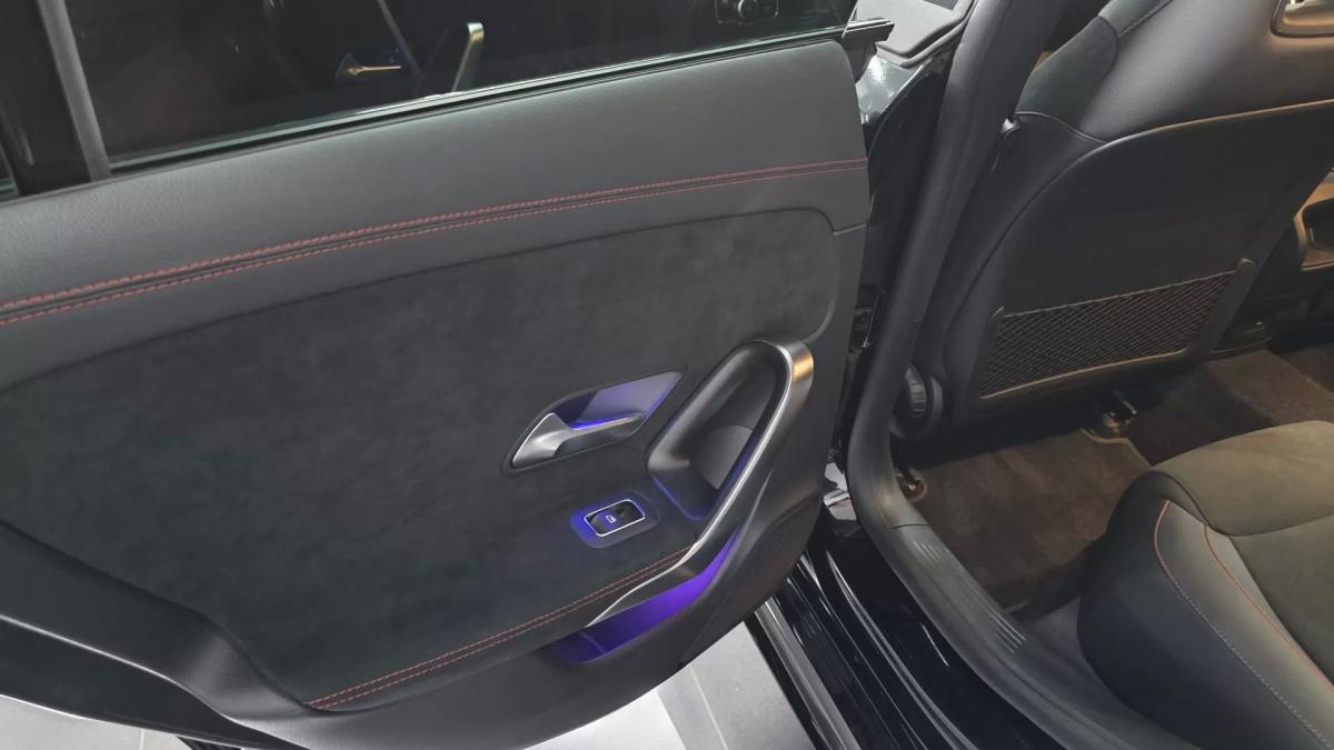 mercedes-benz-cla-2021-hibrido-1332cc