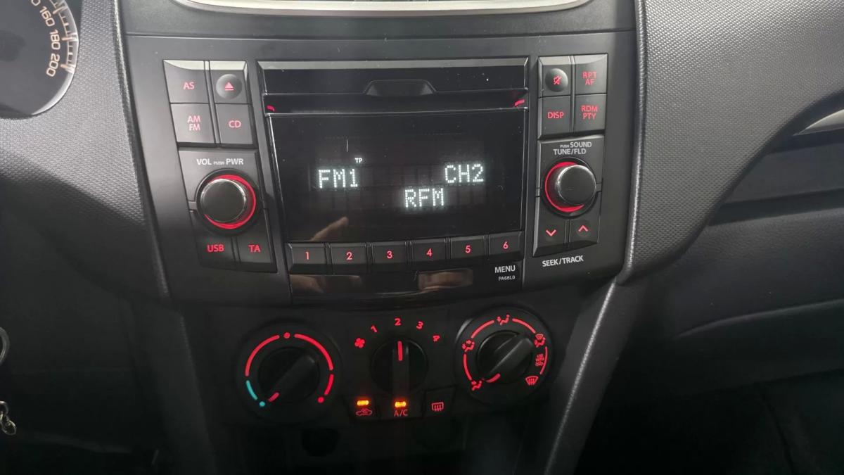 suzuki-swift-2010-gasolina-1242cc
