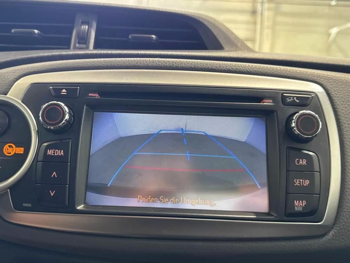 toyota-yaris-2014-gasolina-1329cc