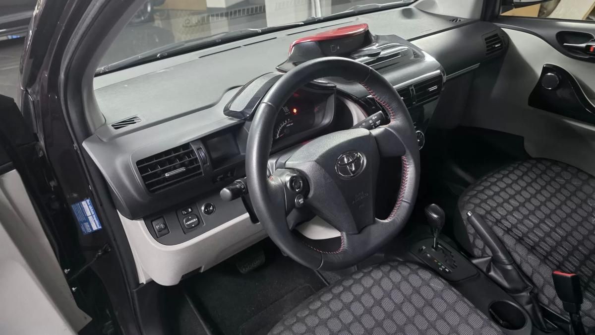 toyota-iq-2012-gasolina-998cc