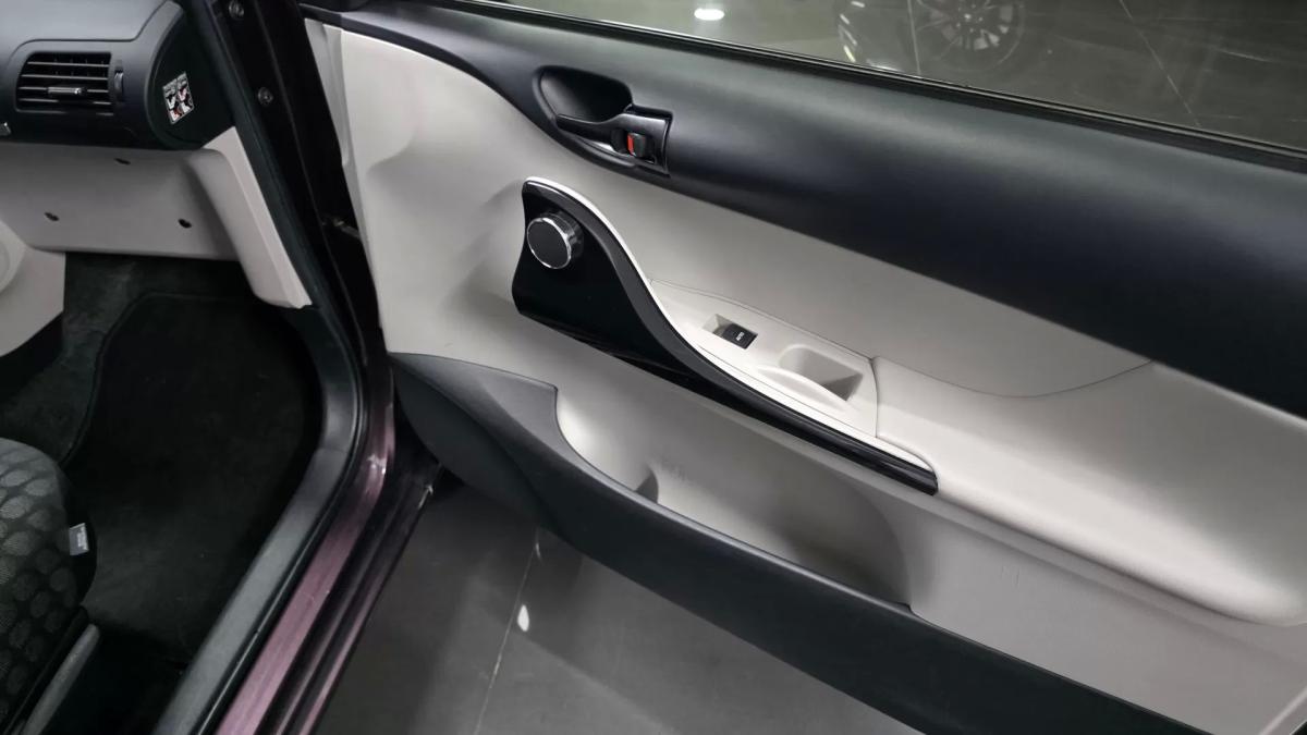 toyota-iq-2012-gasolina-998cc