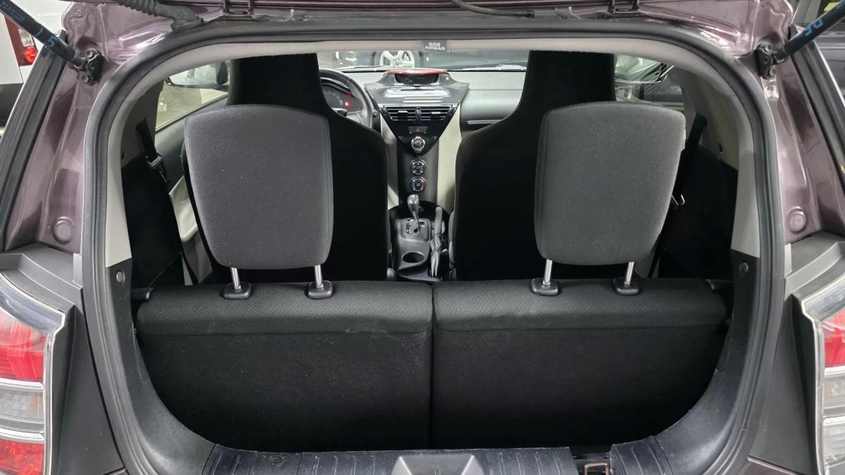 toyota-iq-2012-gasolina-998cc