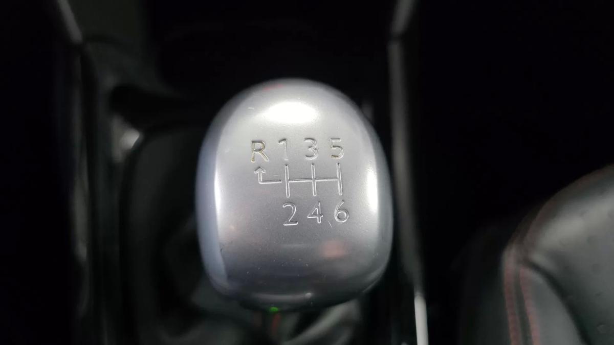 peugeot-2008-2018-gasolina-1199cc