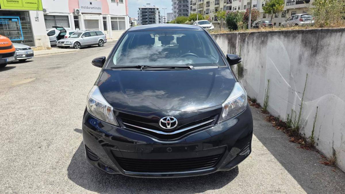 toyota-yaris-2014-gasolina-1329cc