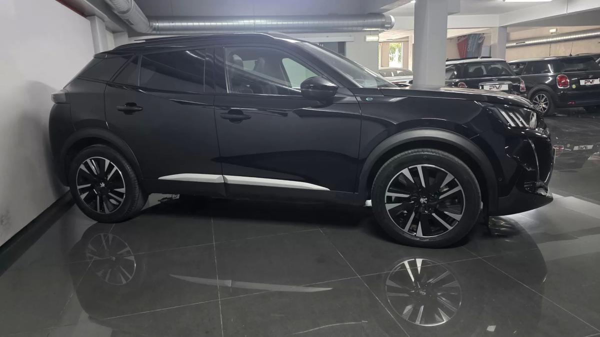 peugeot-e-2008-2022-eletrico-200cc