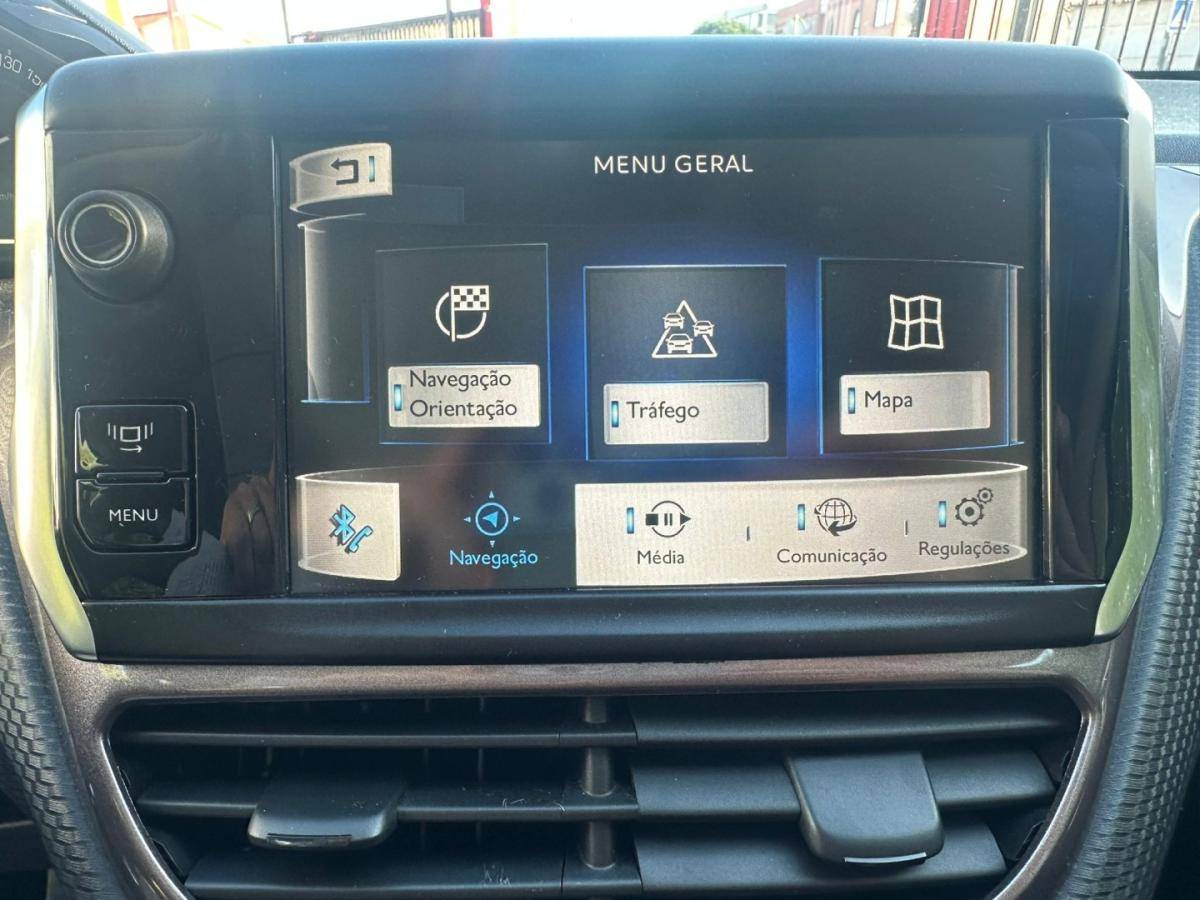 peugeot-2008-2014-gasolina-1199cc
