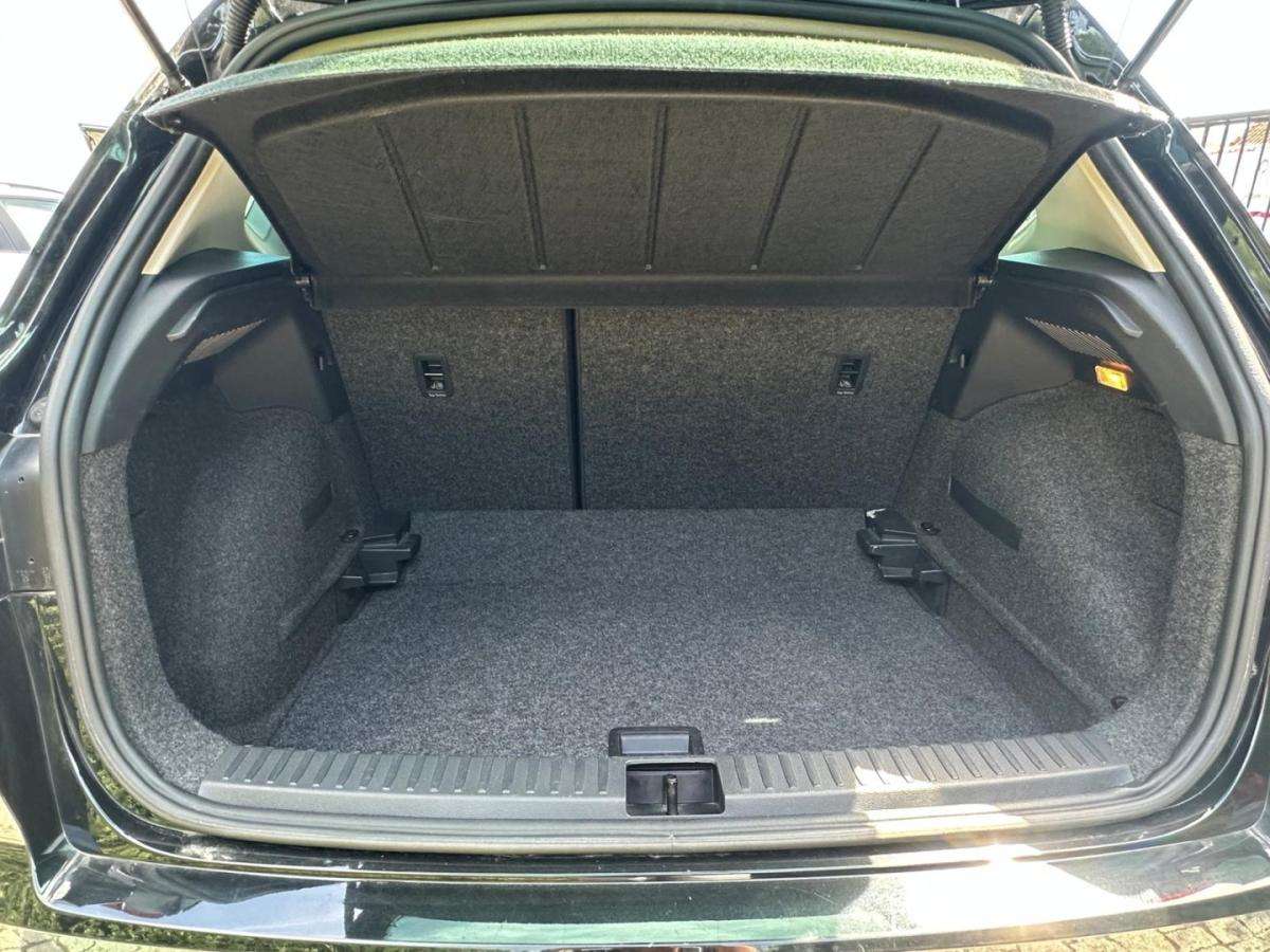seat-arona-2023-gasolina-999cc
