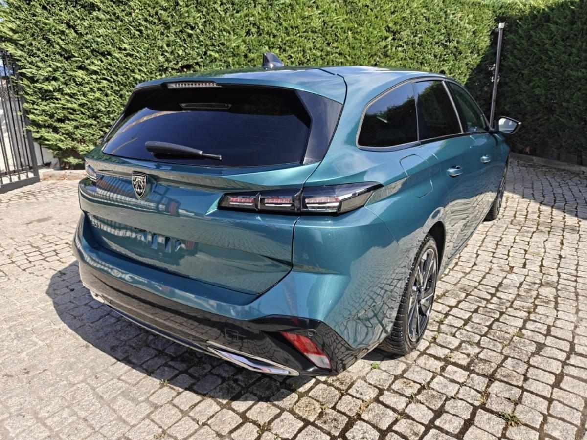 peugeot-308-sw-2023-gasolina-1199cc