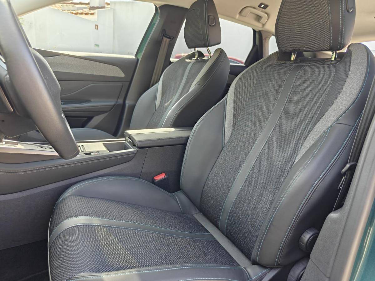 peugeot-308-sw-2023-gasolina-1199cc