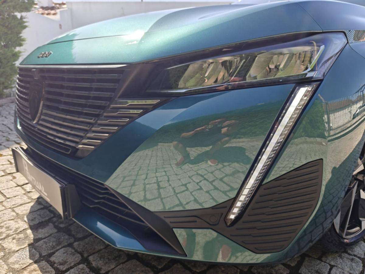 peugeot-308-sw-2023-gasolina-1199cc