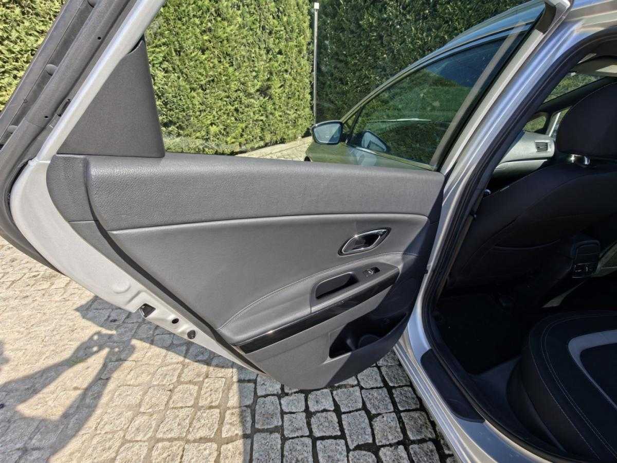 kia-ceed-sw-2016-diesel-1582cc