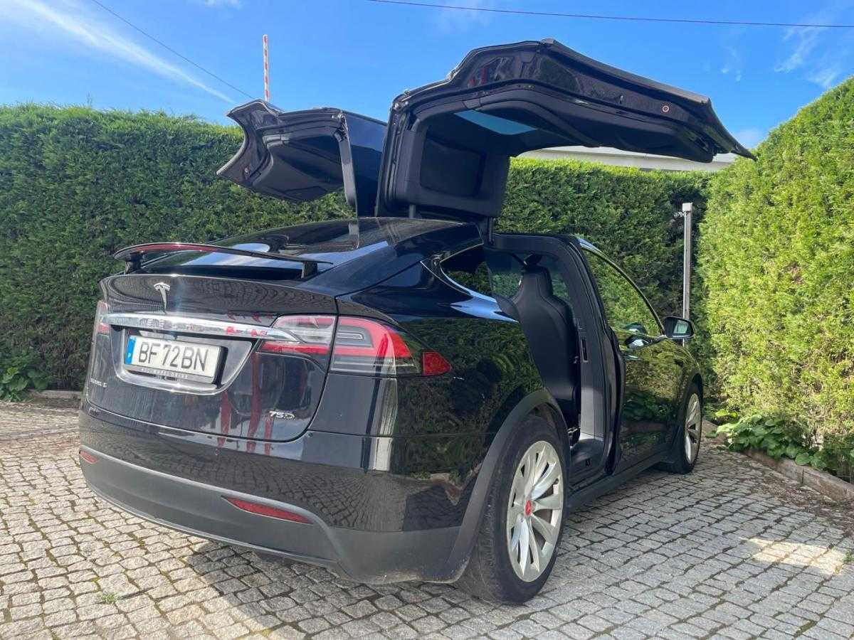 tesla-model-x-2018-eletrico-0cc