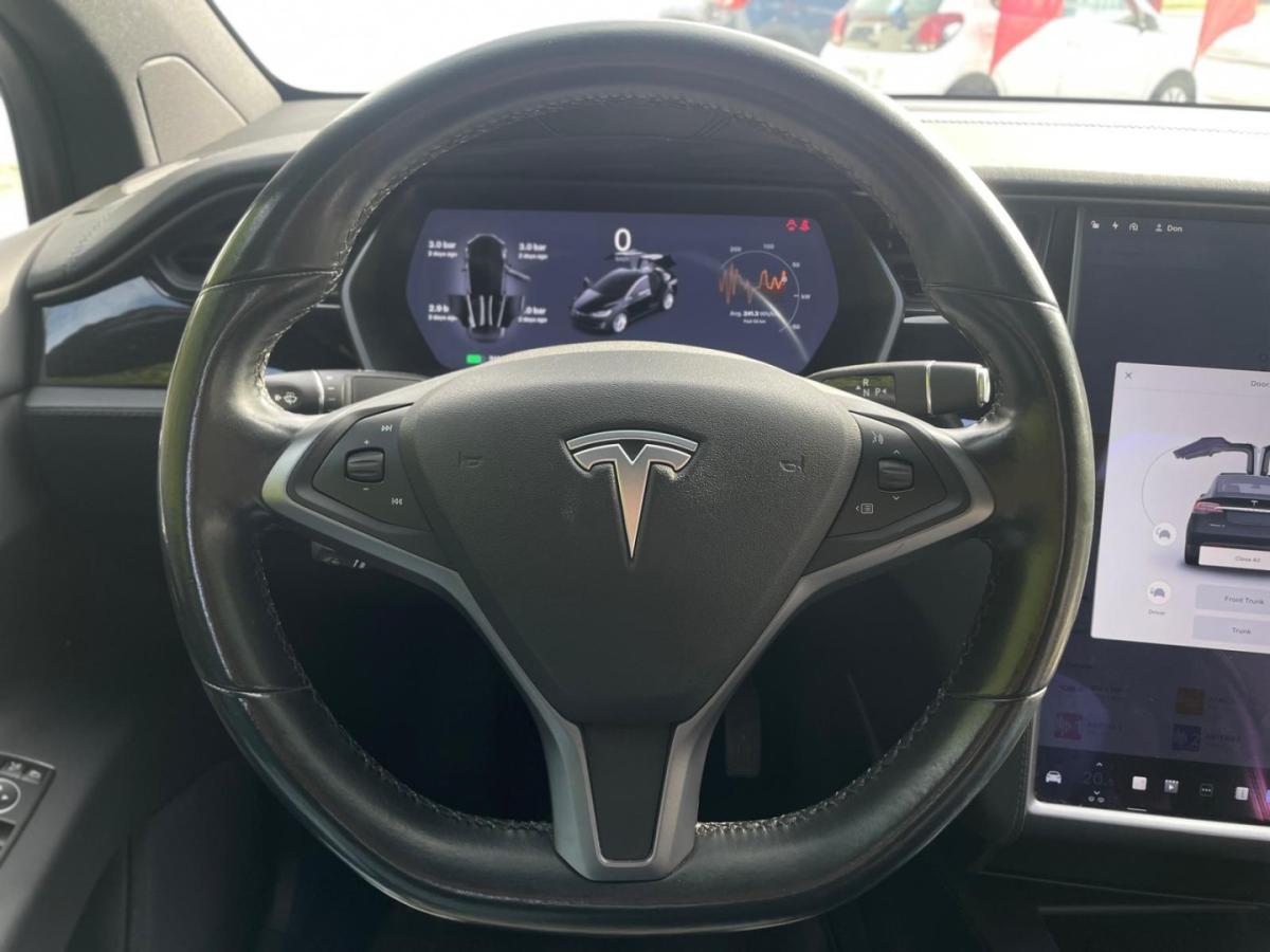 tesla-model-x-2018-eletrico-0cc