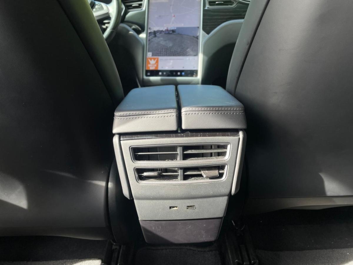 tesla-model-x-2018-eletrico-0cc