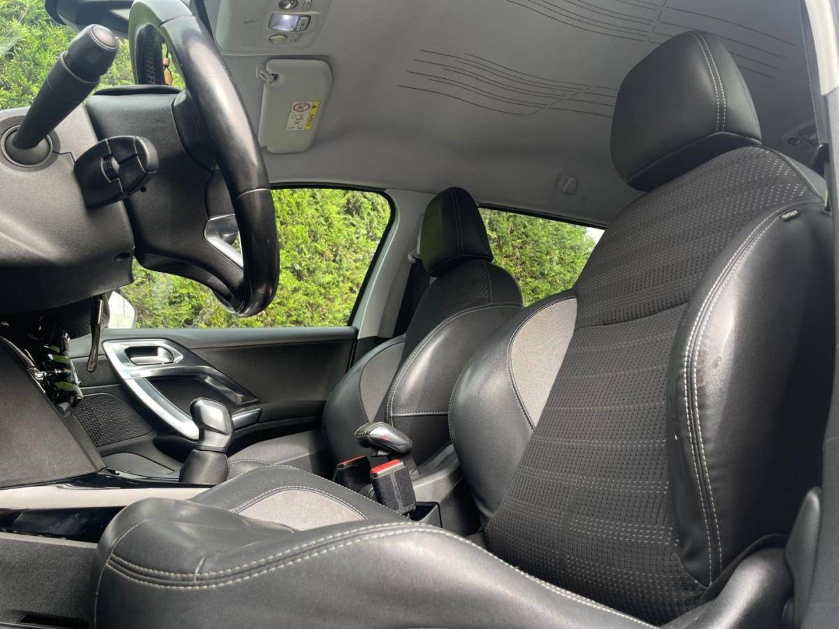 peugeot-2008-2015-gasolina-1199cc