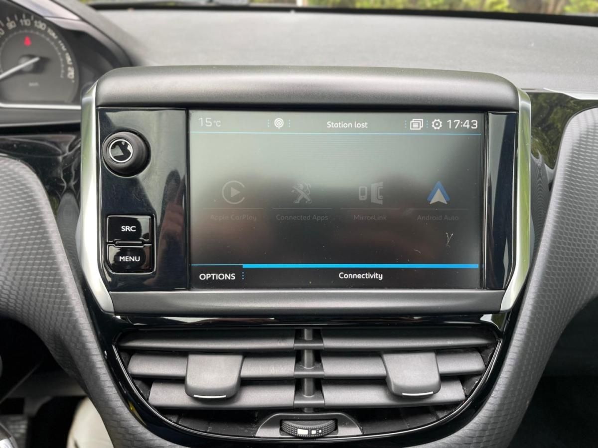 peugeot-208-2017-gasolina-1199cc