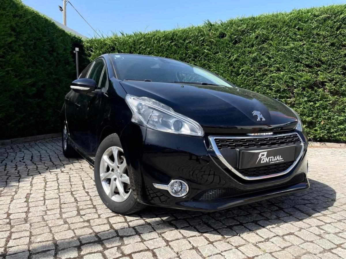 peugeot-208-2014-gasolina-1199cc