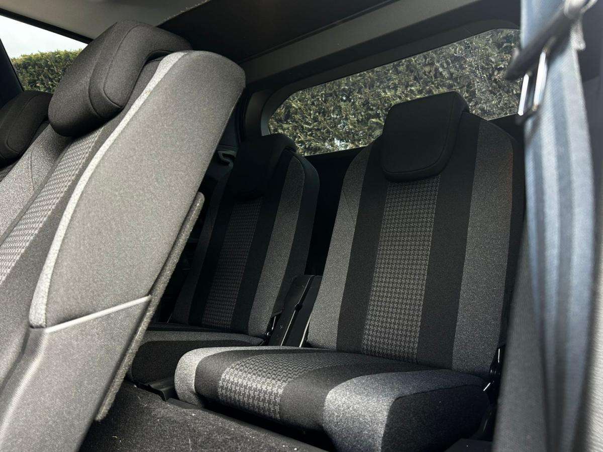 peugeot-5008-2021-diesel-1499cc