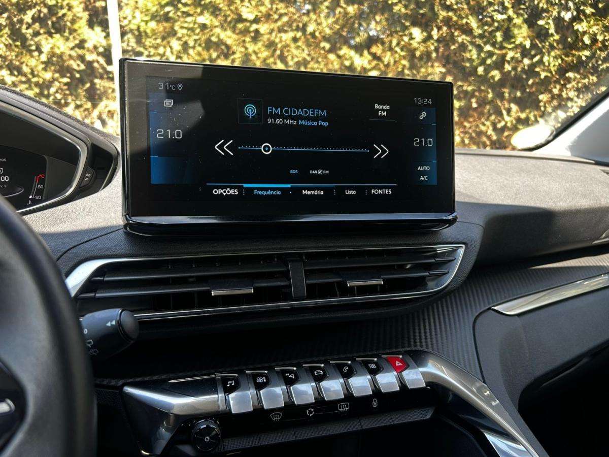 peugeot-5008-2021-diesel-1499cc