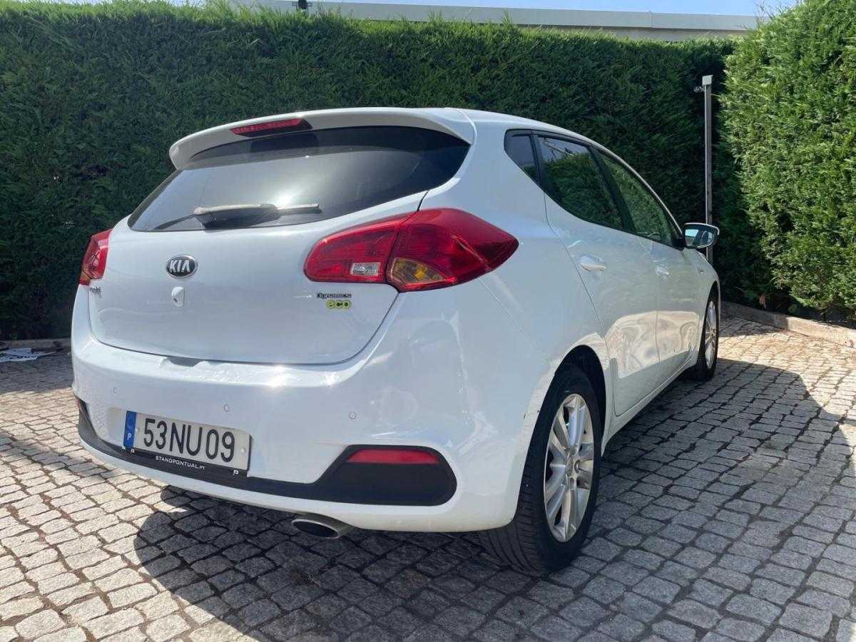 kia-ceed-2013-diesel-1582cc