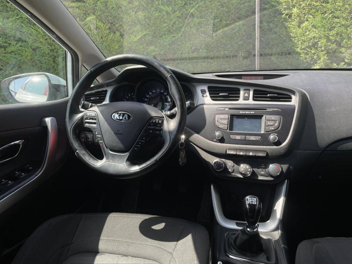 kia-ceed-2013-diesel-1582cc
