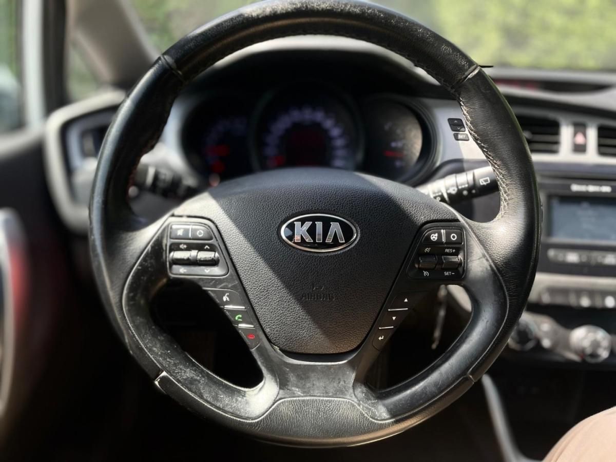 kia-ceed-2013-diesel-1582cc