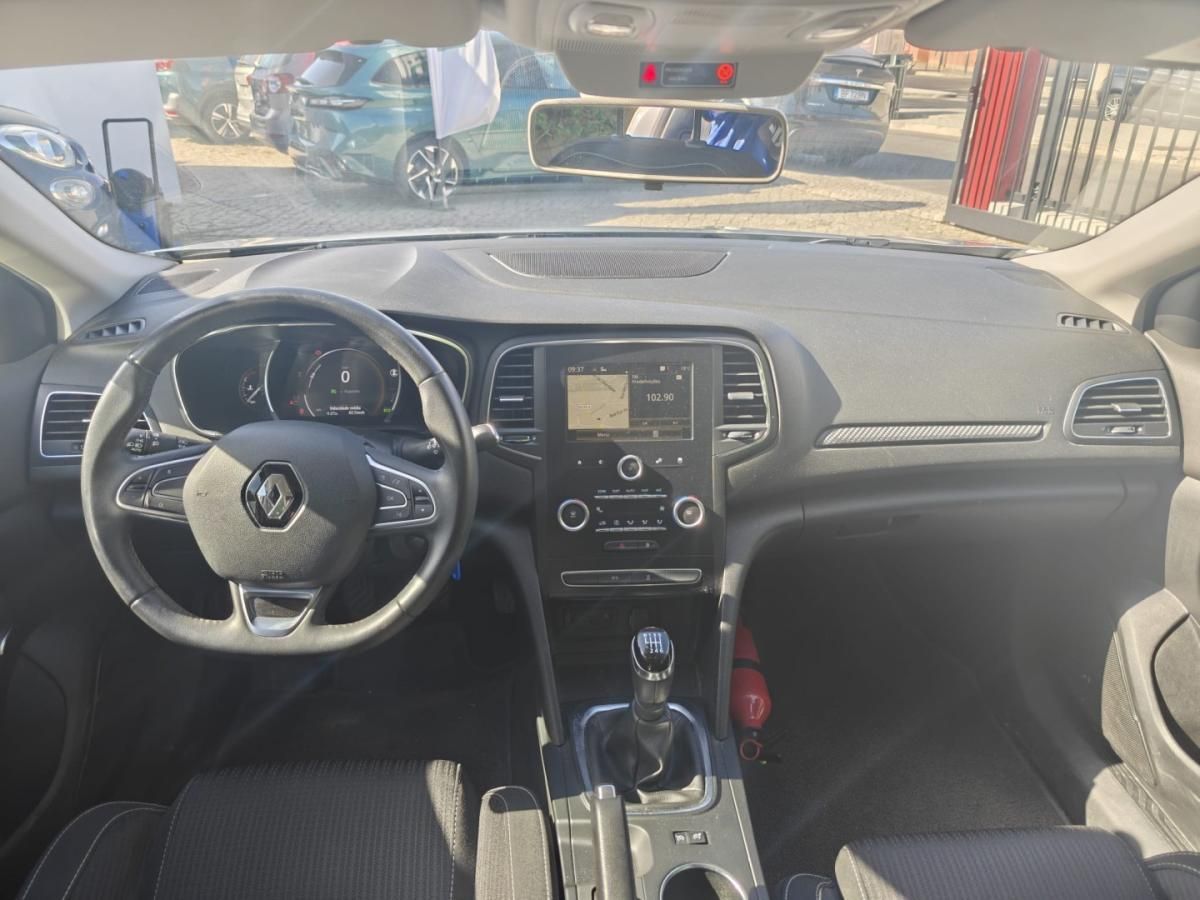 renault-megane-sport-tourer-2018-diesel-1461cc