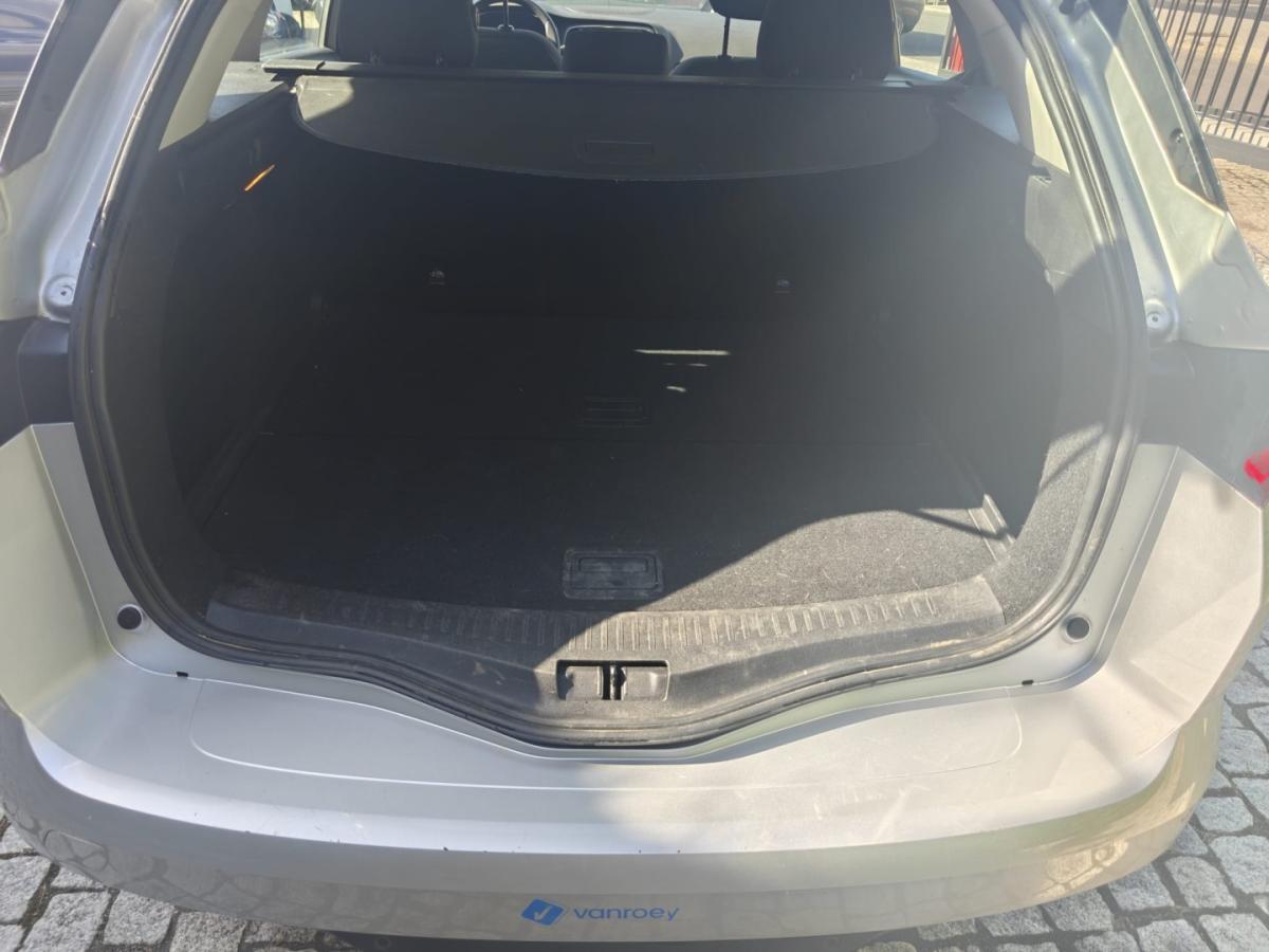 renault-megane-sport-tourer-2018-diesel-1461cc