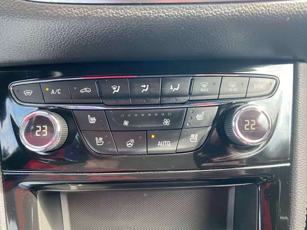 opel-astra-caravan-2020-diesel-1496cc