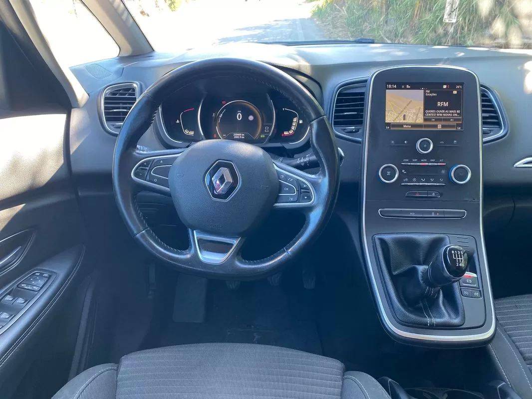 renault-grand-scenic-2017-diesel-1598cc
