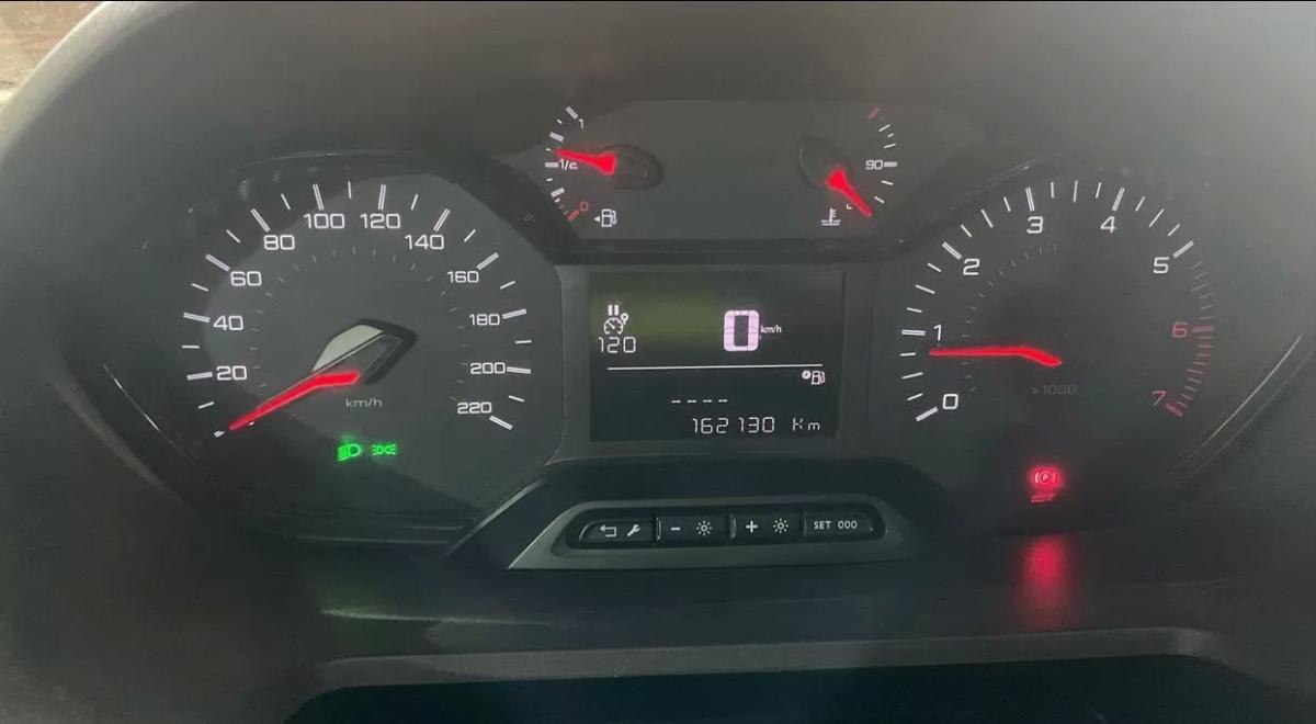 peugeot-partner-2019-diesel-1499cc
