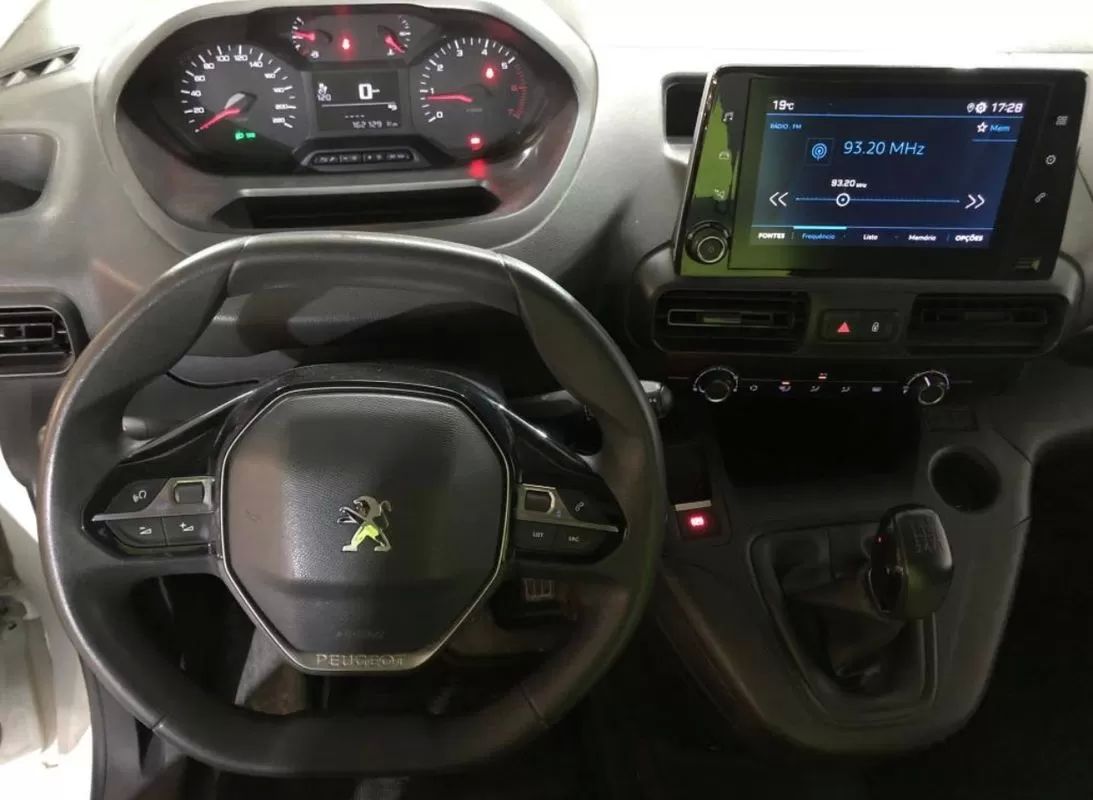 peugeot-partner-2019-diesel-1499cc