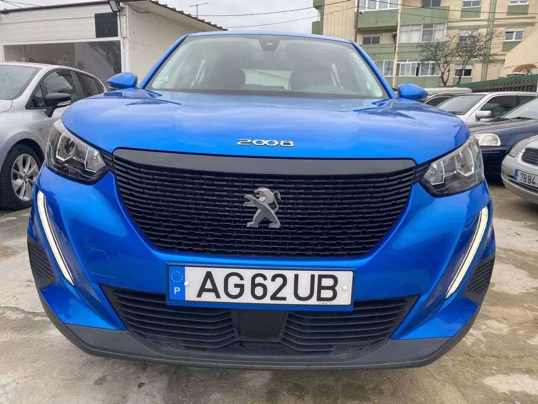 peugeot-2008-2021-diesel-1499cc