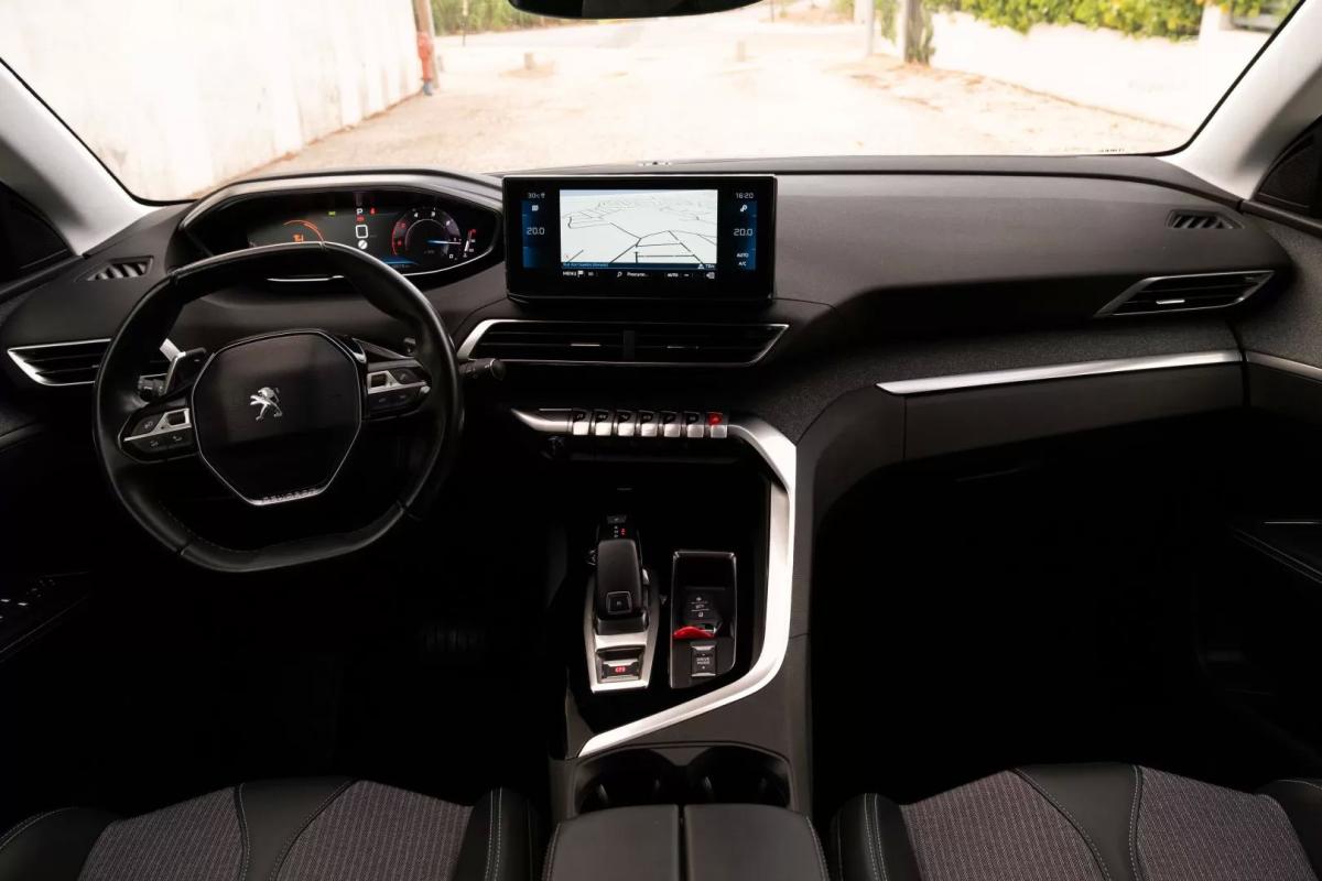 peugeot-5008-2022-diesel-1499cc