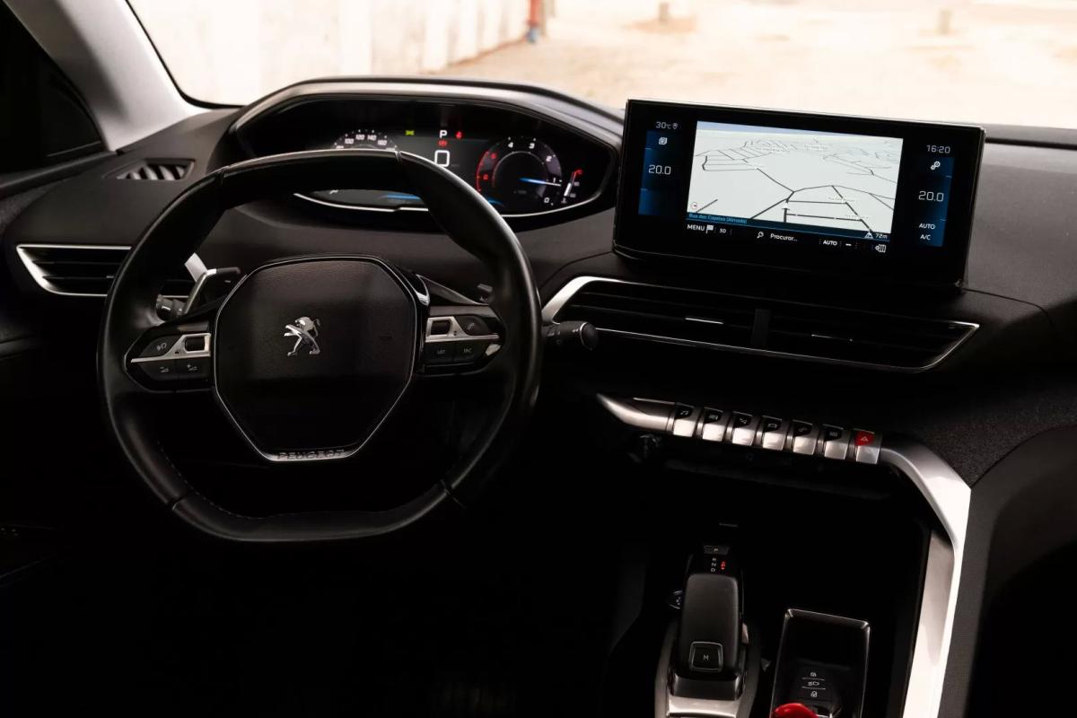 peugeot-5008-2022-diesel-1499cc