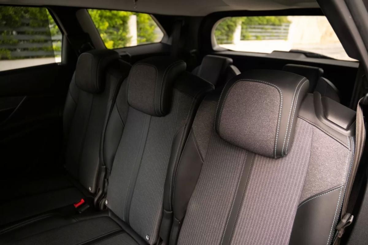 peugeot-5008-2022-diesel-1499cc