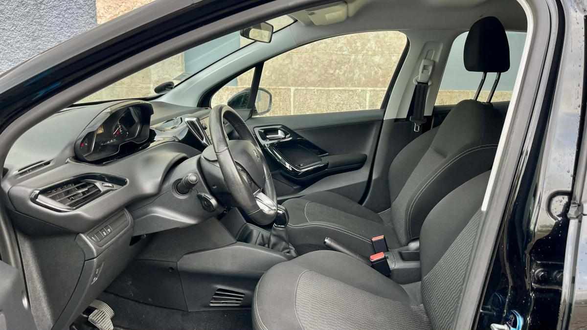 peugeot-208-1-6-bluehdi-2017-diesel-1560cc