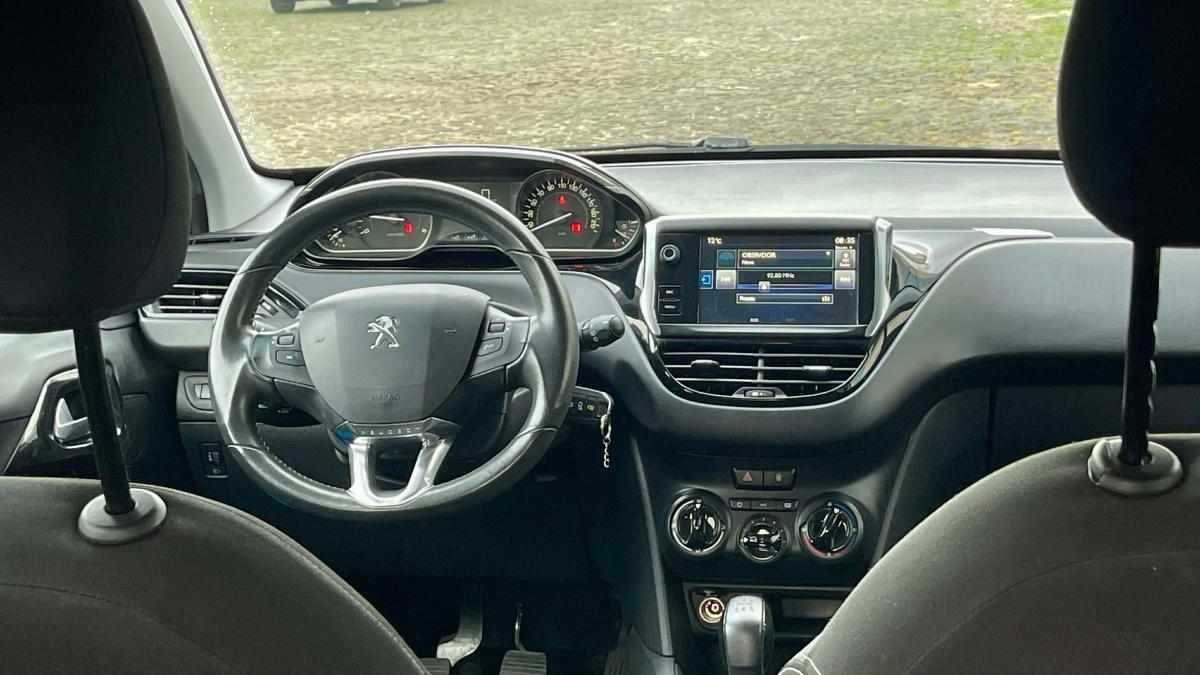peugeot-208-1-6-bluehdi-2017-diesel-1560cc