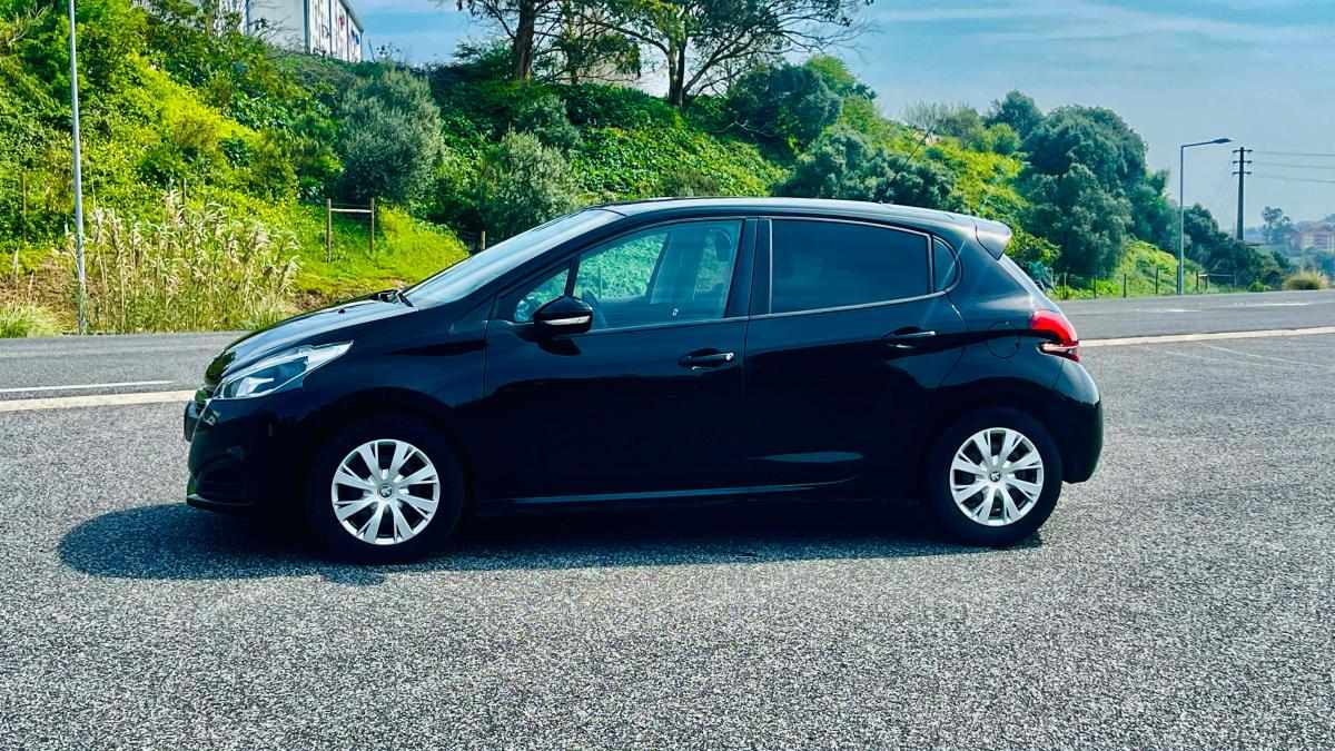 peugeot-208-1-6-bluehdi-2017-diesel-1560cc
