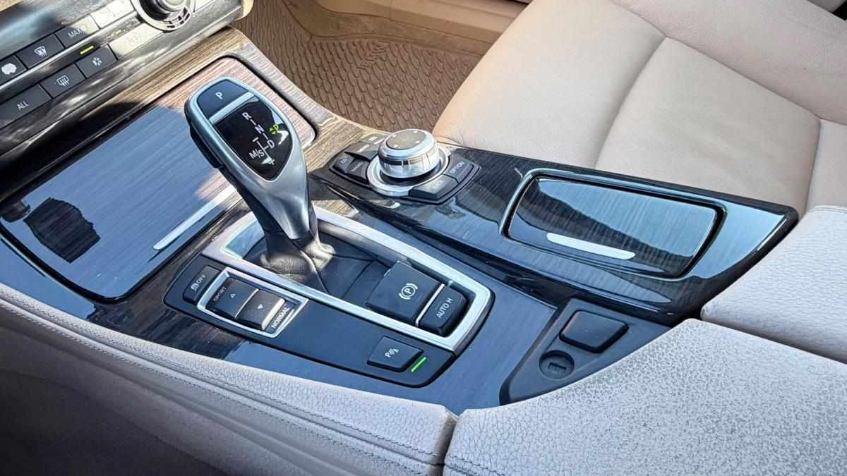 bmw-serie-5-530d-2010-diesel-2993cc