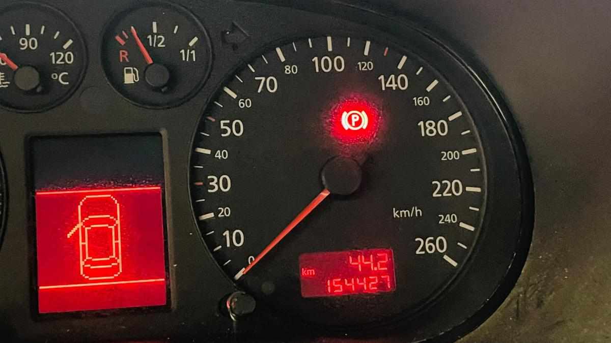 audi-a3-1-8-t-2000-gasolina-1781cc