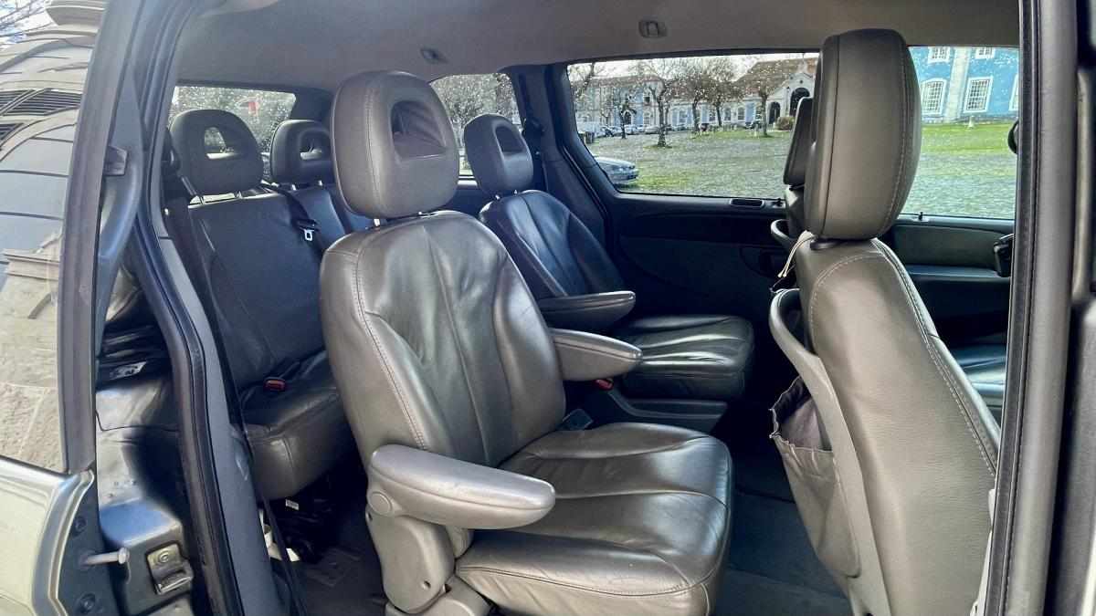 chrysler-voyager-2-8-2008-diesel-2776cc