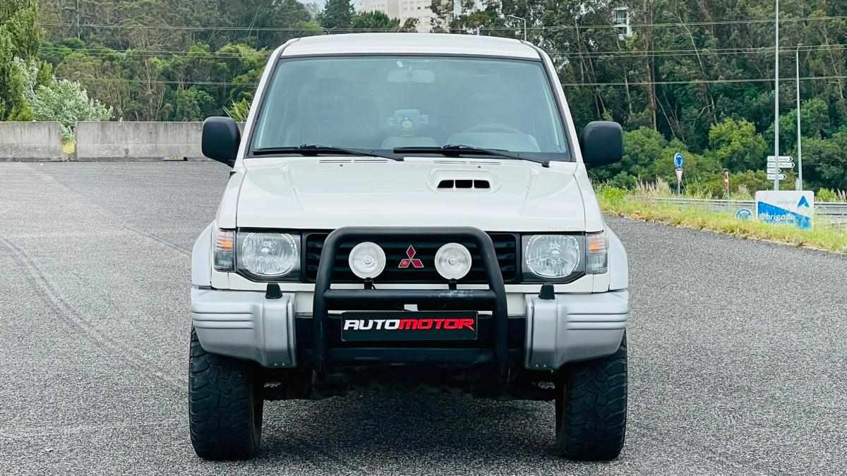 mitsubishi-pajero-2-5-td-4wd-1993-diesel-2477cc