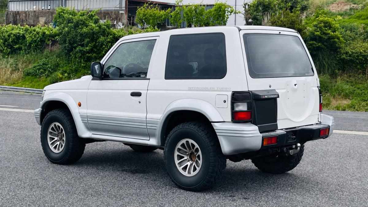 mitsubishi-pajero-2-5-td-4wd-1993-diesel-2477cc